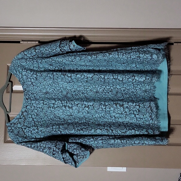 Top - Picture 1 of 4